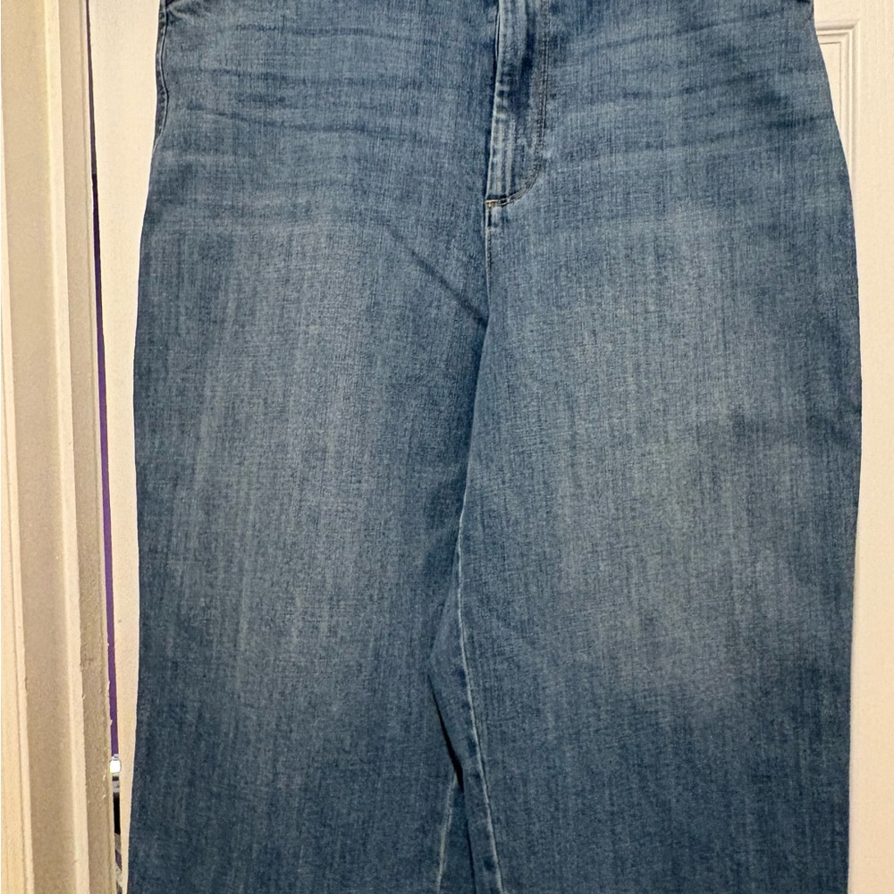 Talbots Wide Leg Jeans in Medium Blue Wash